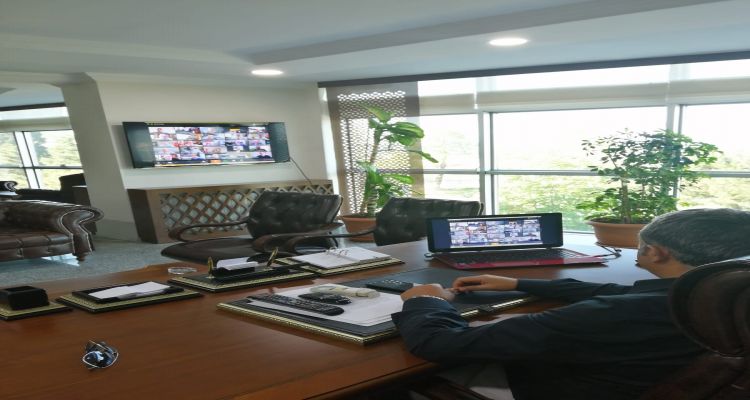 TOBB başkanı Rıfat Hisarcıklıoğlu Karadeniz oda/Borsa başkanları ile canlı telekonferans gerçekleştirdi