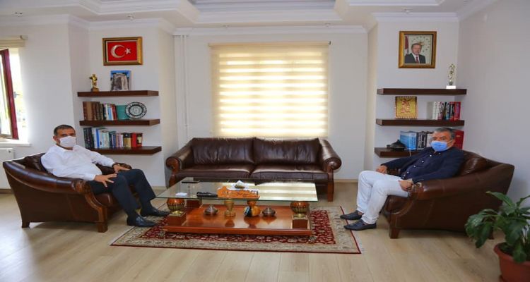Yönetim Kurulu Başkanımız Mustafa Uslu, Ünye Kaymakamı Ümit Hüseyin Güney’e geçmiş olsun ziyaretinde bulundu.